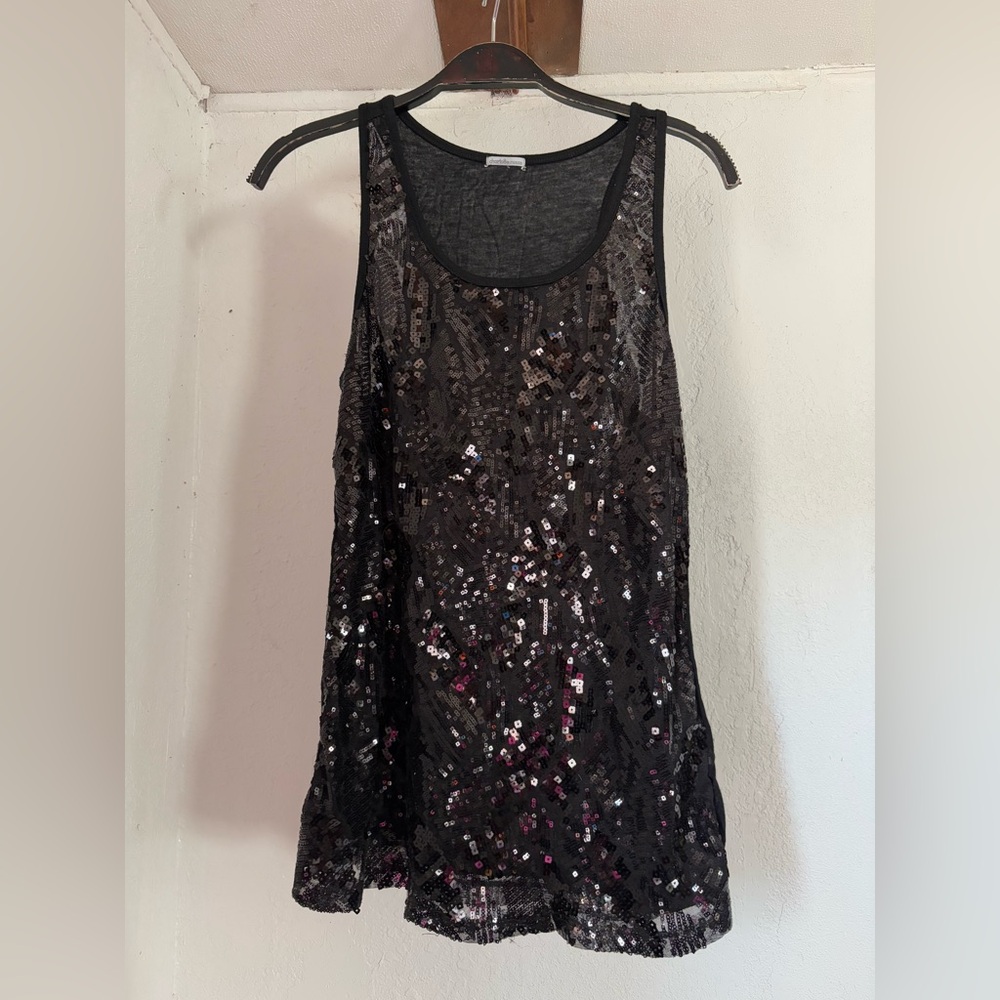 Black sequin top - size M